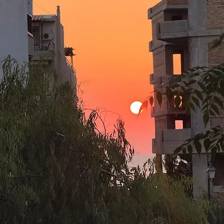 Sea Breeze Sunset Апартаменты *